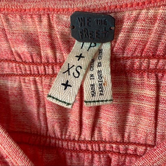 Free People We The Free Coral Long Sleeve V Neck Blouse with Small Scallop Edges - Picture 6 of 6